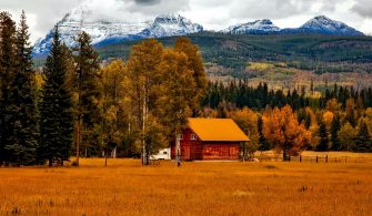 Living off The Grid: Pros and Cons