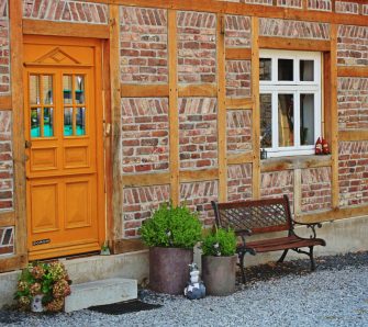How To Give Your Home Great Curb Appeal For Less Than You Think