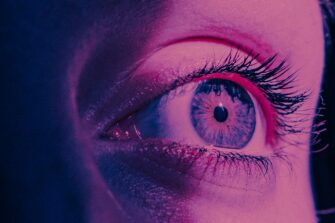 Tricks all Contact Lens Wearers Need to Know