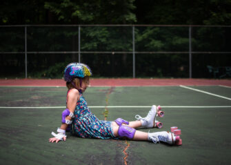 Four Helpful Tips for Teaching Your Kids to Rollerskate
