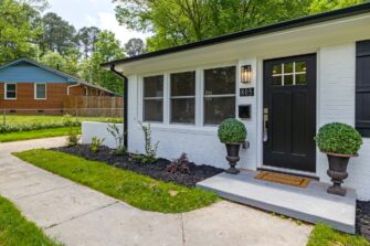 5 Tips for Buying Real Estate Abroad