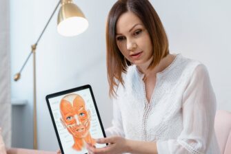 Here’s 5 Non-Invasive Medical Treatments To Help Restore Your Self-Esteem